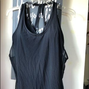 Lululemon 2-in-1 tank